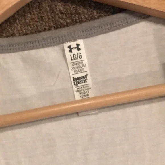 Under Armour UCLA Bruins Women’s Large T-Shirt *New w/ Tag* - Picture 5 of 14